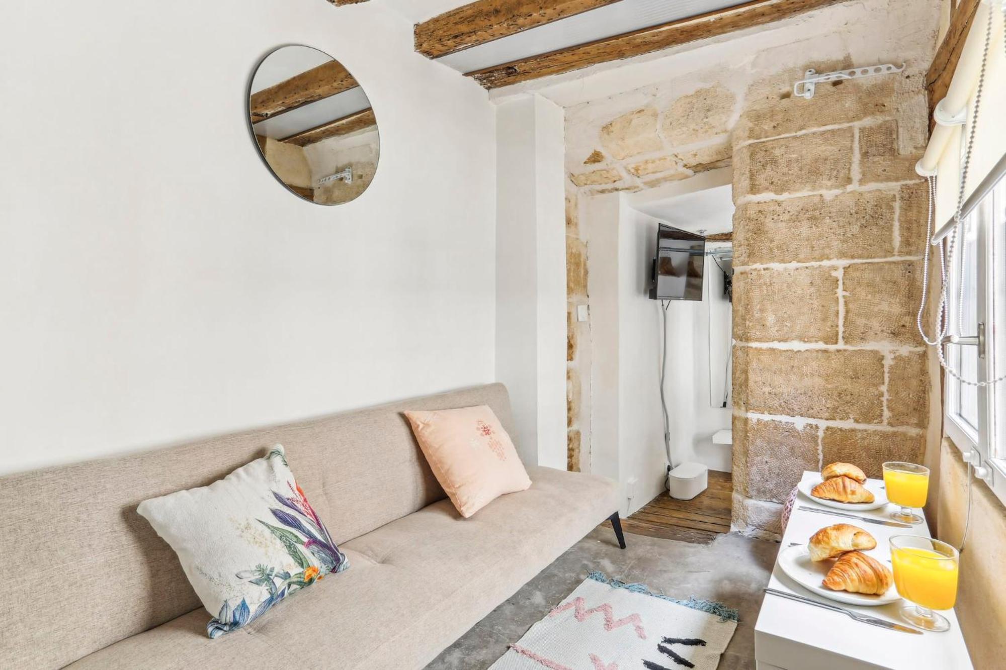 & Louvre - 1br - Cityapartmentstay * Parijs